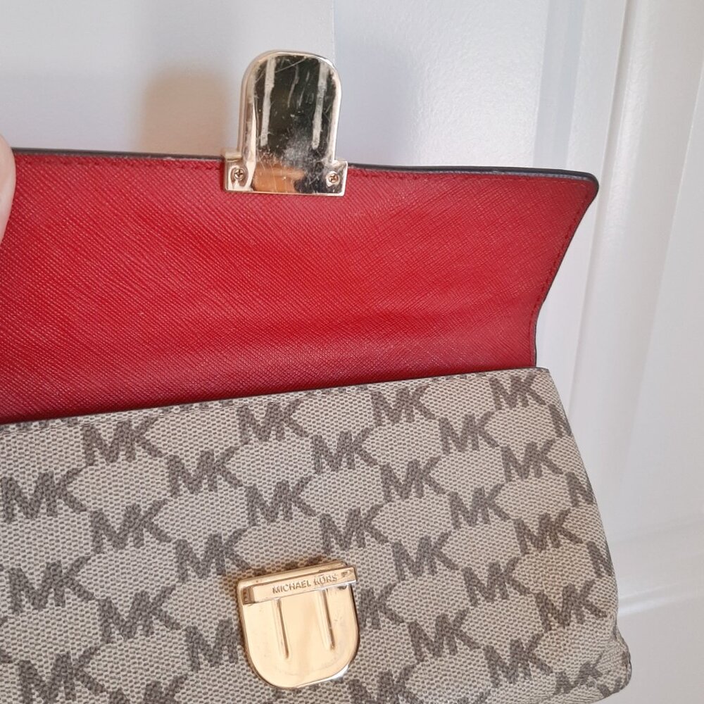 Michael Kors Bridgette Red & Tan MK Logo Print Wallet on Crossbody Strap - Picture 10 of 14